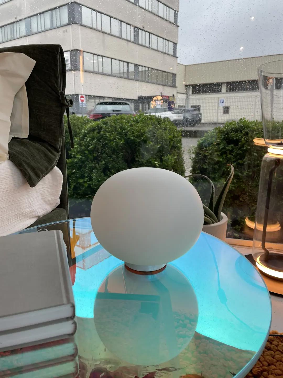 lampada-flos-glo-ball-basic-zero-switch-bianco-compresa-lampadina_125195