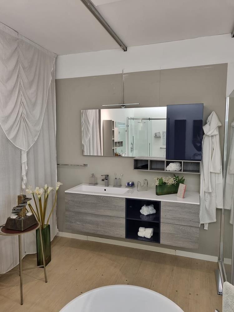 mobile-bagno-con-top-in-mineralmarmo-inda_111964