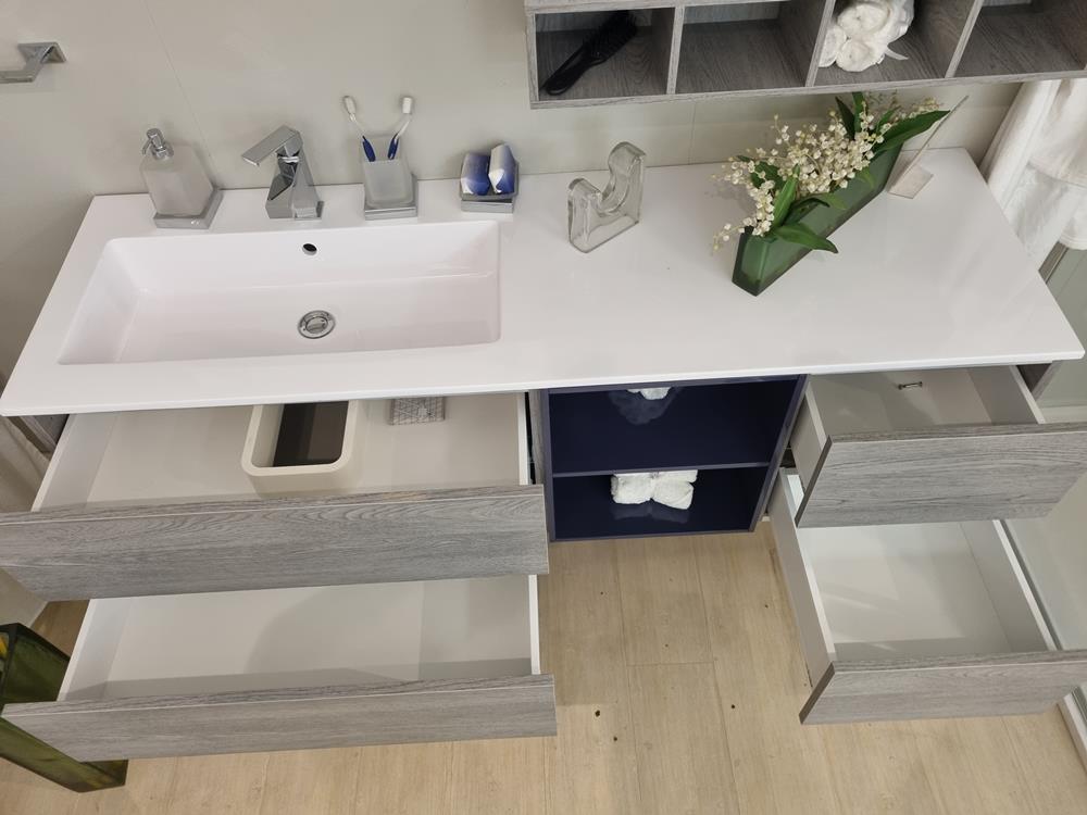 mobile-bagno-con-top-in-mineralmarmo-inda_111964