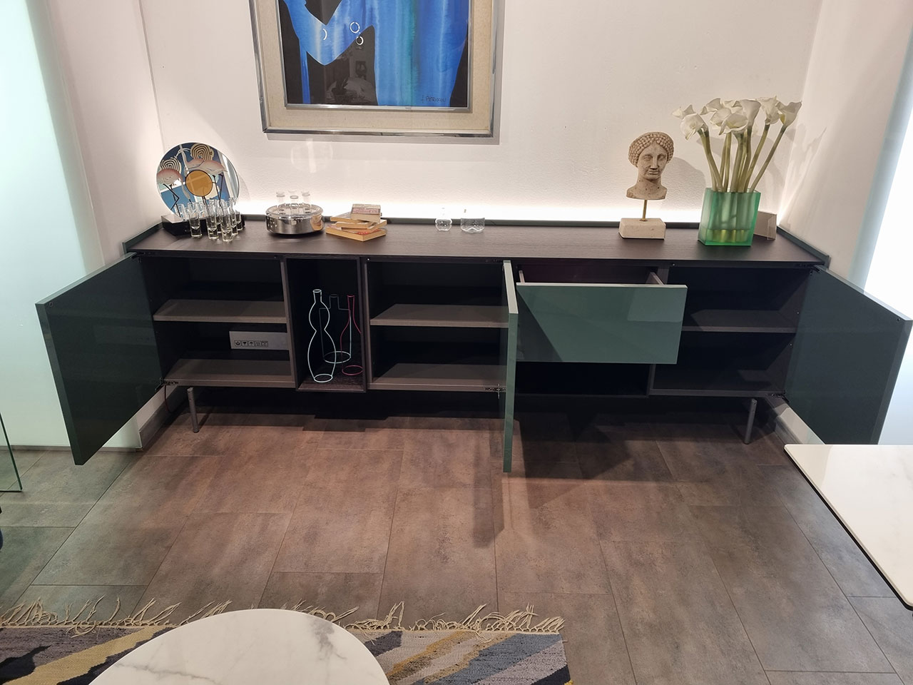 madia-in-rovere-e-laccato-lucido-della-lema-1_119600