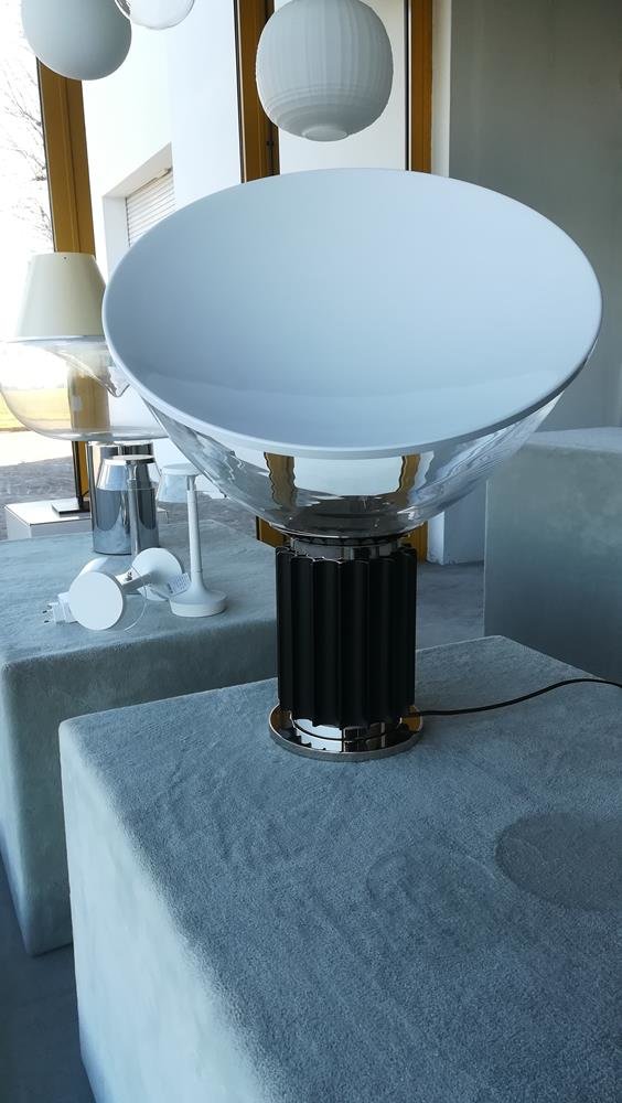 taccia-nera-led--originale-flos-1_113748