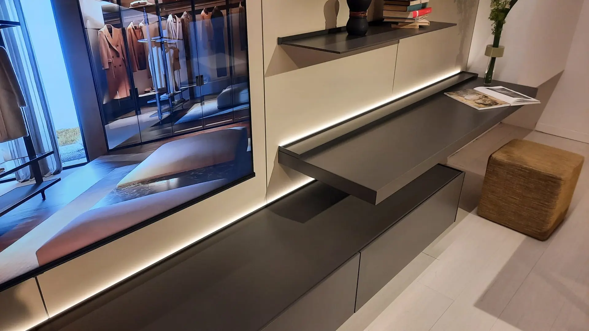 poliform-parete-code-1_130553