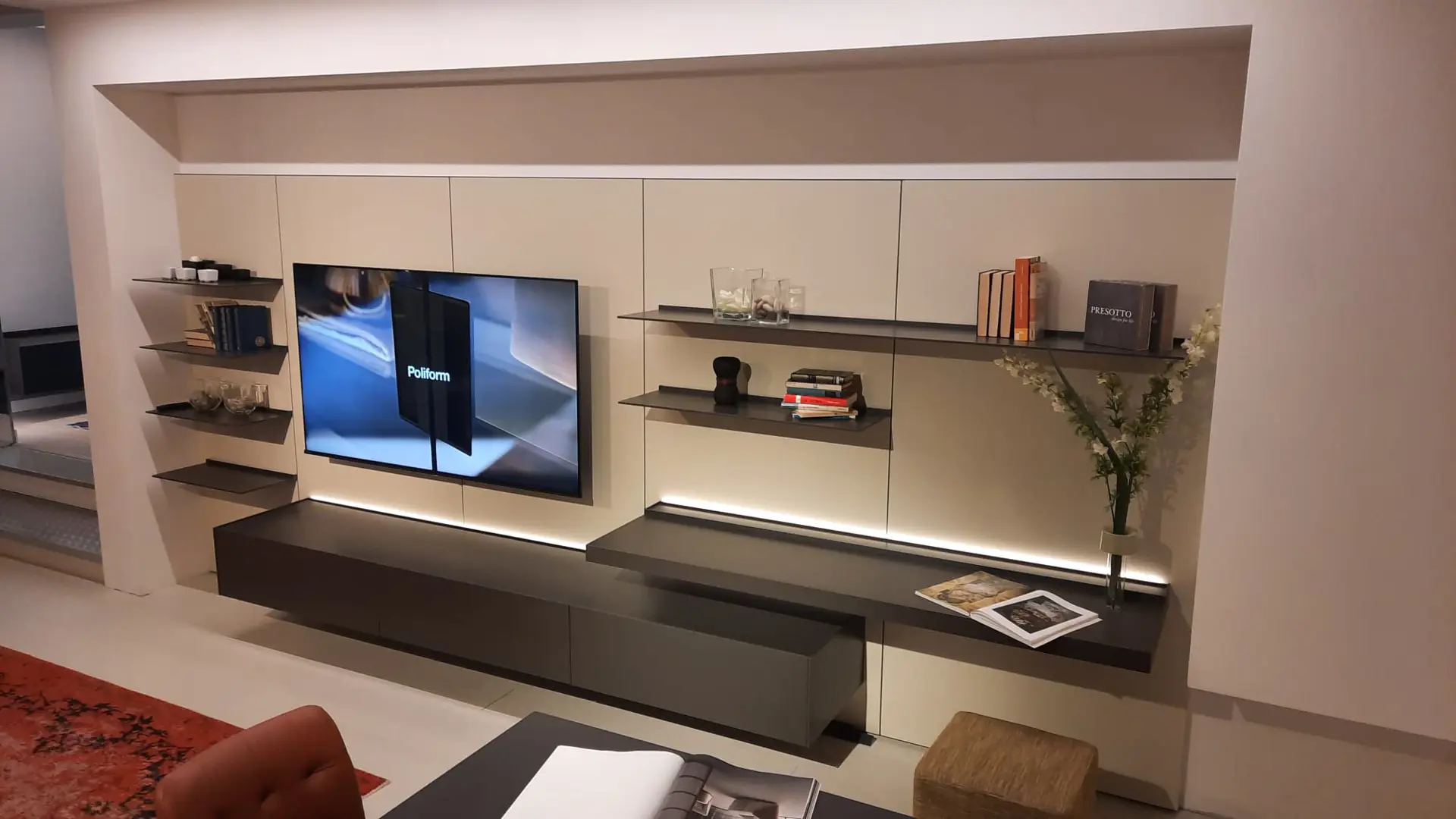 poliform-parete-code-1_130553