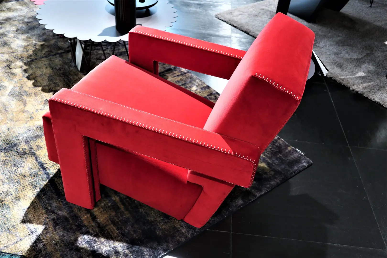 poltroncina-utrecht-1_128312