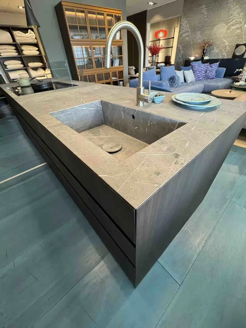 isola-fly-modulnova-1_131205