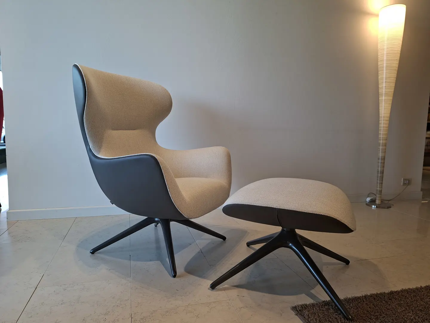 poltrona-con-pouf-mad-joker-1_131365