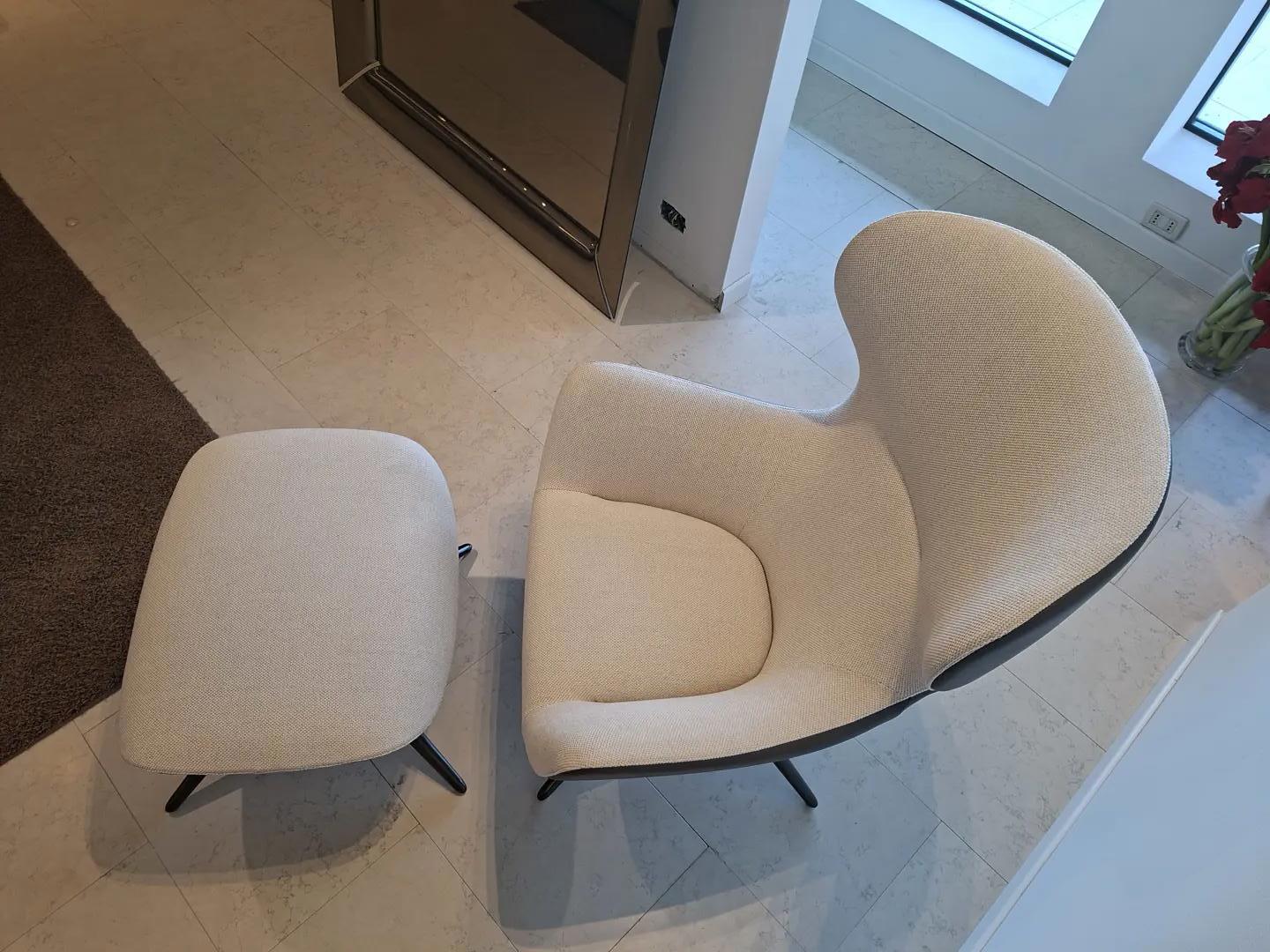 poltrona-con-pouf-mad-joker-1_131365