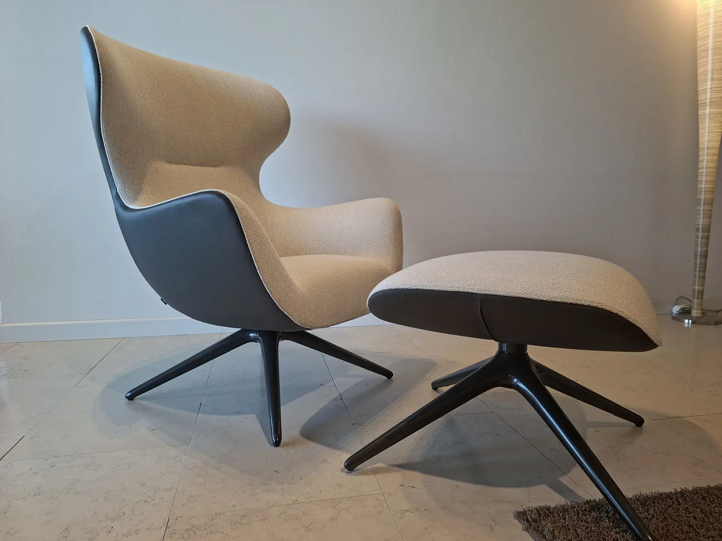 poltrona-con-pouf-mad-joker-1_131365